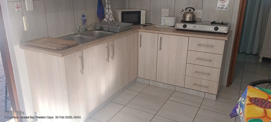 5 Bedroom Property for Sale in Hartenbos Central Western Cape